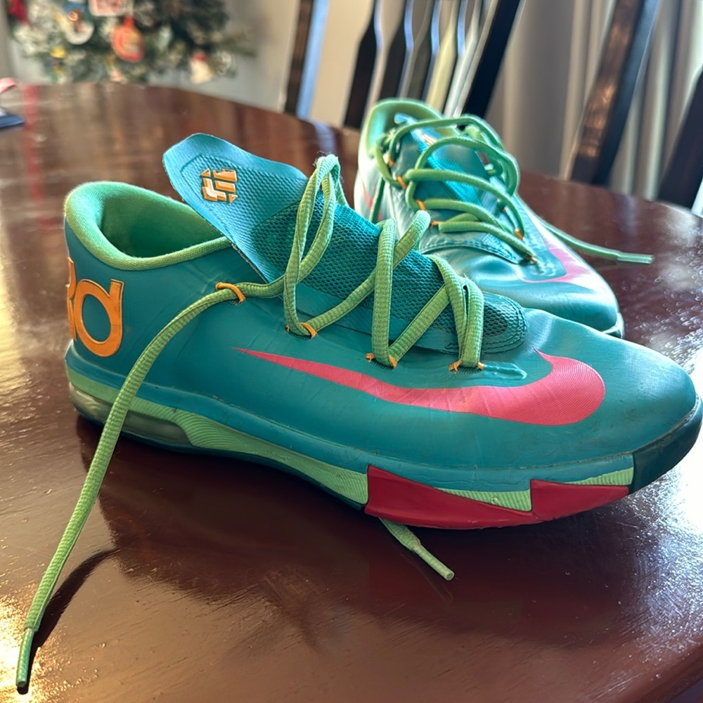 Nike KD 6. Youth size 6y.
